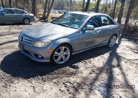 2009 Mercedes-Benz C 300 Sport из США, поврежденный, VIN WDDGF54X19F222662